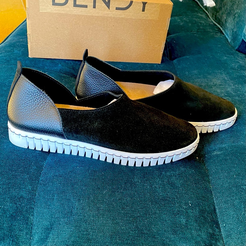 Ashbury Skies Bendy Loafers